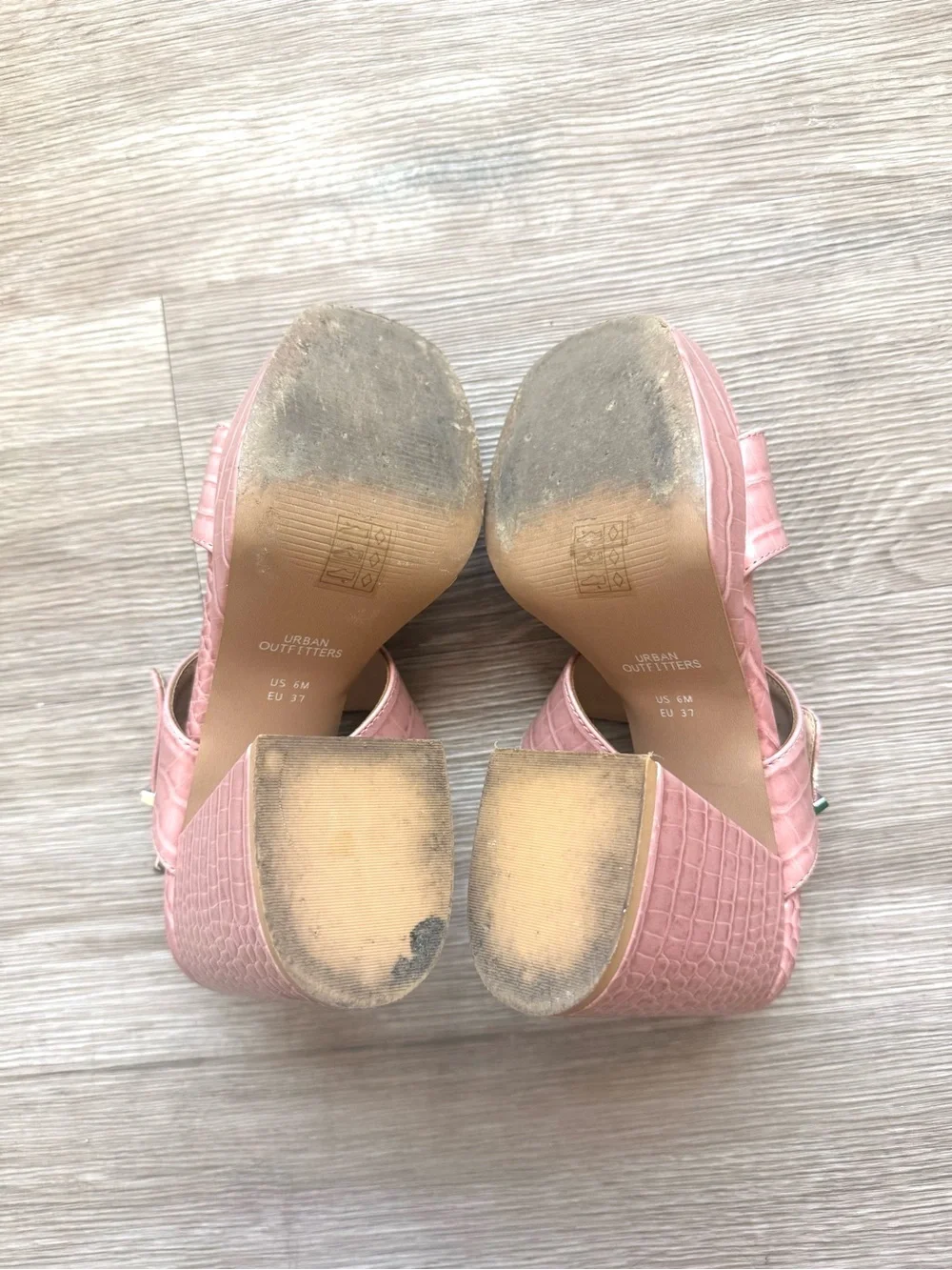 Urban Outfitters Pink Rachel Croc Strappy Platform Heel Shoes Size 6